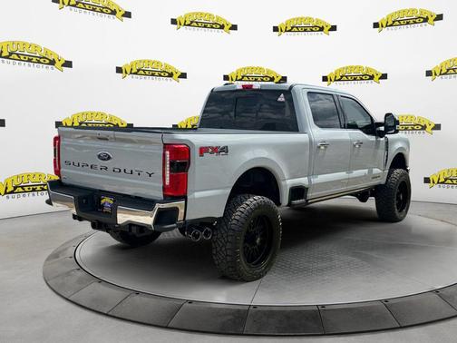 Avalanche 2026 Ford F-250 Lariat