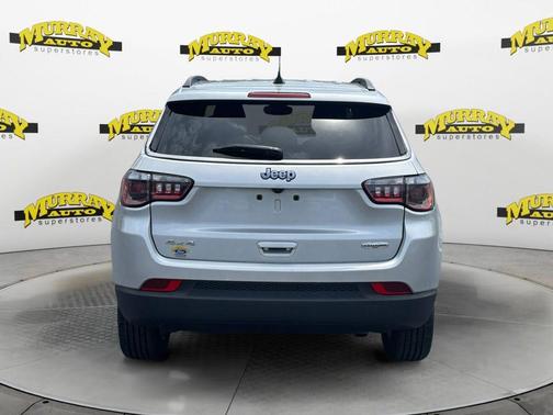 Silver Zynith 2024 Jeep Compass Latitude