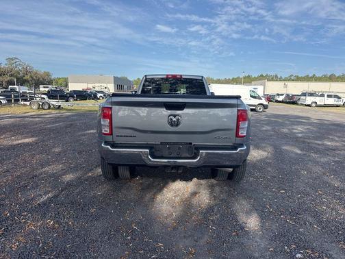 Billet Silver Metallic Clearcoat 2022 RAM 3500 Big Horn