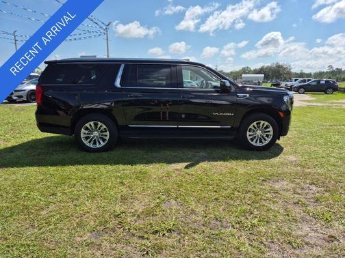 2024 GMC Yukon XL SLT