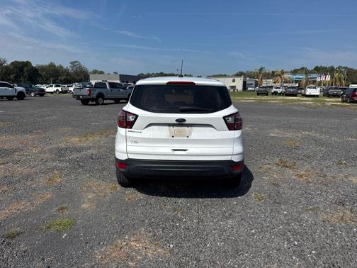 Oxford White 2018 Ford Escape S