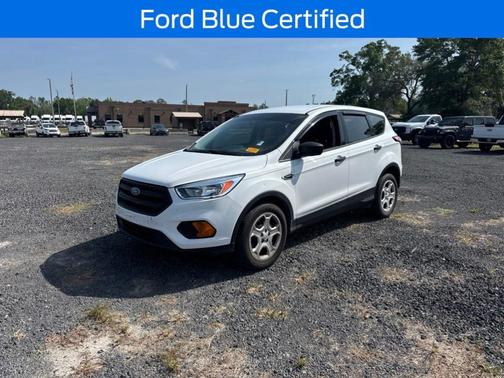 Oxford White 2018 Ford Escape S