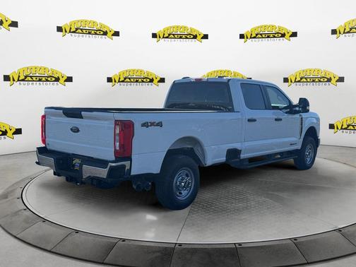 Oxford White 2026 Ford F-350 XL