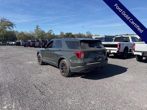 Green Metallic 2022 Ford Explorer ST