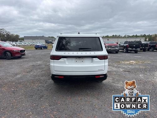 Bright White Clearcoat 2024 Jeep Wagoneer L Series II