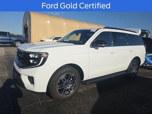 Oxford White 2025 Ford Expedition Active
