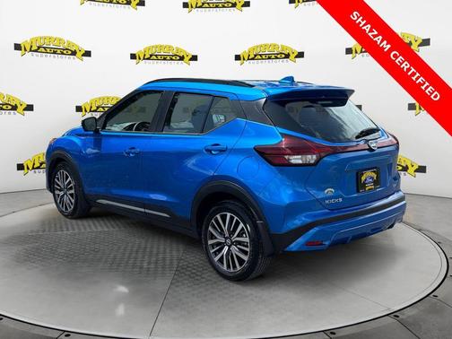 2021 Nissan Kicks SR