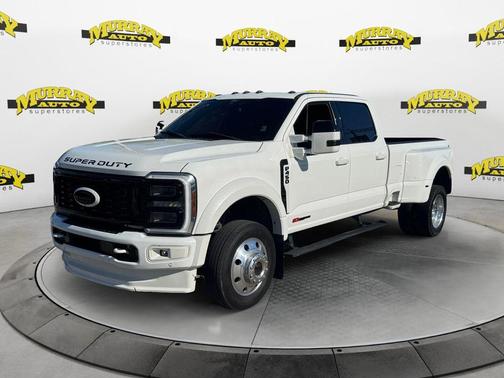 White Metallic 2024 Ford F-450 Platinum