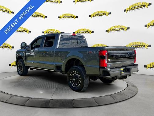 2026 Ford F-250 Platinum