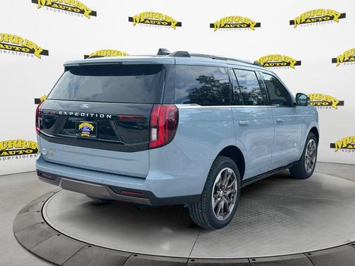 2025 Ford Expedition King Ranch