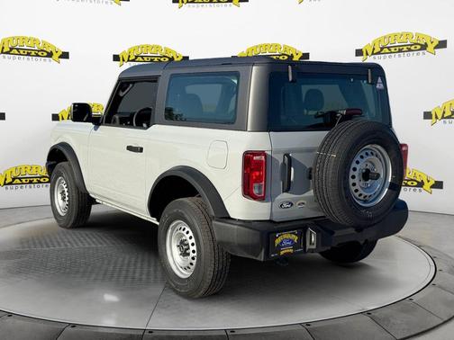 Avalanche Gray 2026 Ford Bronco Base