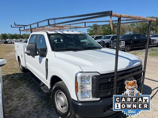 Oxford White 2024 Ford F-250 XL