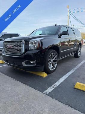 Onyx Black 2017 GMC Yukon XL Denali SUV
