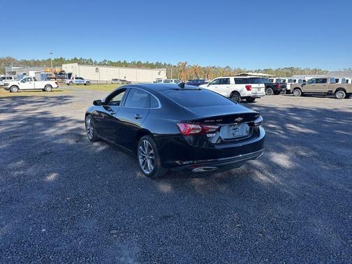 2022 Chevrolet Malibu Premier