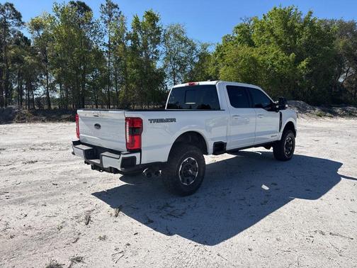 Star White 2024 Ford F-250 Lariat