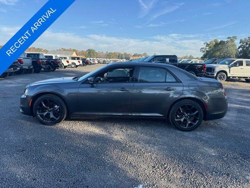 2023 Chrysler 300 S