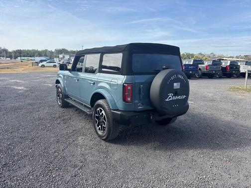2022 Ford Bronco Outer Banks