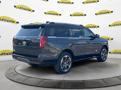 Dark Matter Gray Metallic 2026 Ford Expedition King Ranch