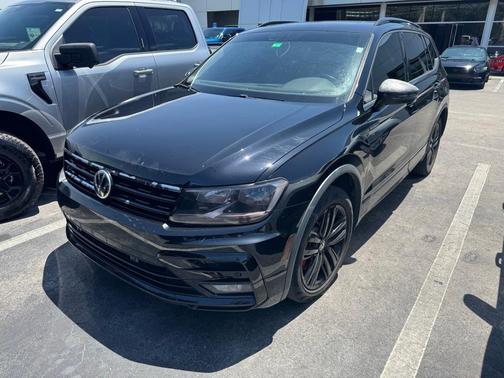 2021 Volkswagen Tiguan 2.0T SE R-Line Black