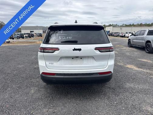 2024 Jeep Grand Cherokee L Laredo