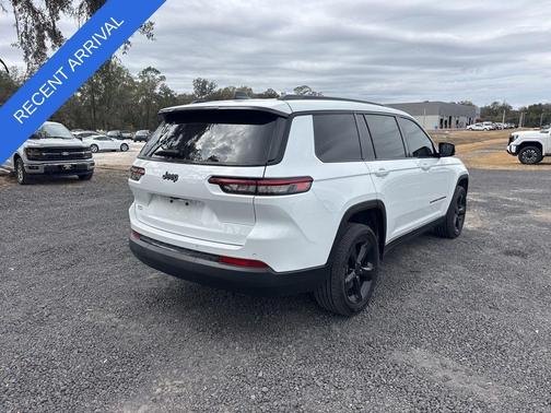 2024 Jeep Grand Cherokee L Laredo