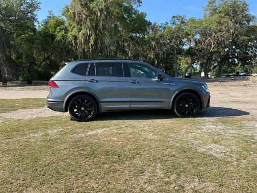 2020 Volkswagen Tiguan 2.0T SE R-Line Black