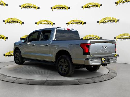 2025 Ford F-150 Lightning Flash