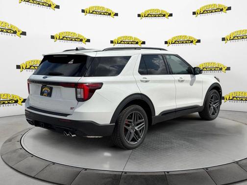 Star White 2026 Ford Explorer ST