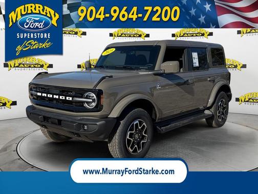 2025 Ford Bronco Outer Banks