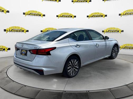 Brilliant Silver Metallic 2024 Nissan Altima 2.5 SV
