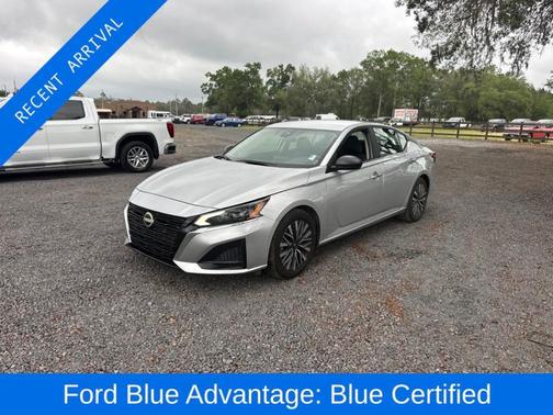 Brilliant Silver Metallic 2024 Nissan Altima 2.5 SV