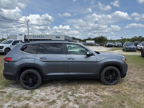 2022 Volkswagen Atlas 2.0T SE w/Technology