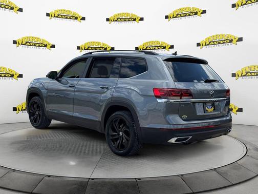 2022 Volkswagen Atlas 2.0T SE w/Technology