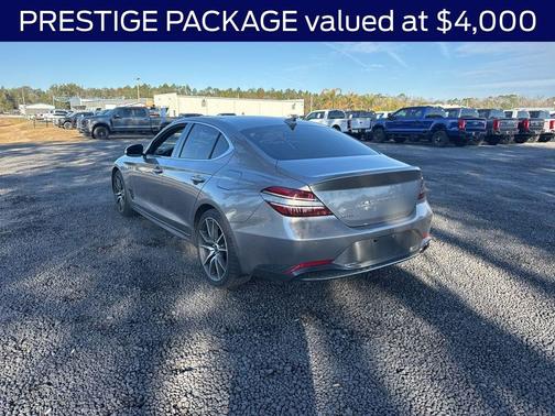 2022 Genesis G70 2.0T