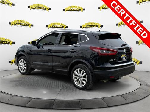 2021 Nissan Rogue Sport SV