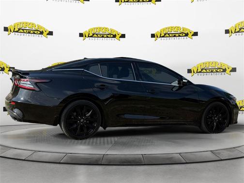 2023 Nissan Maxima SR