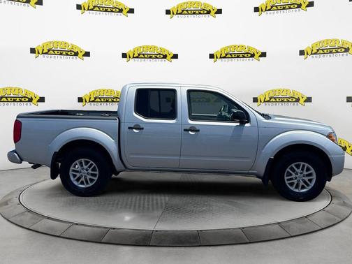 Brilliant Silver Metallic 2019 Nissan Frontier SV