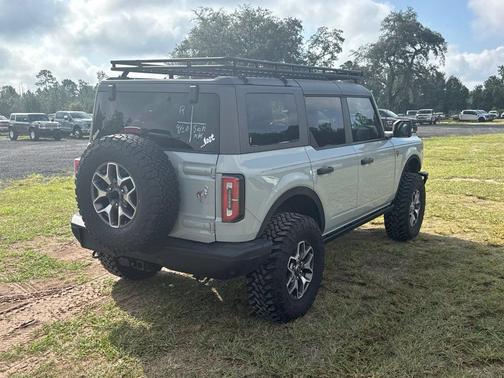 Cactus 2024 Ford Bronco Badlands