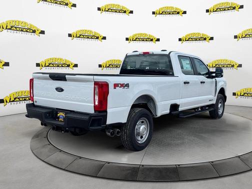 Oxford White 2026 Ford F-350 XL
