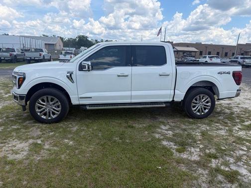 White Metallic 2025 Ford F-150 Lariat
