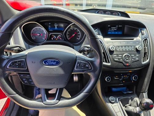 2016 Ford Focus ST Base