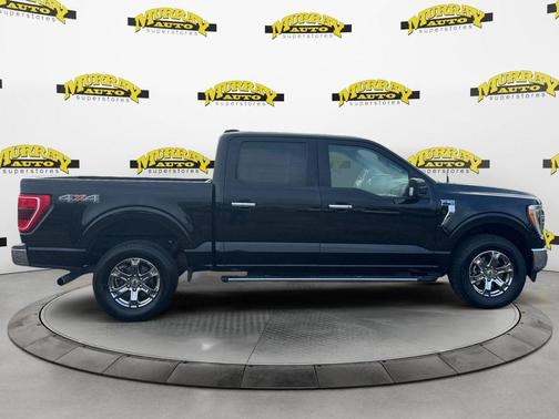 Black Metallic 2022 Ford F-150 XLT