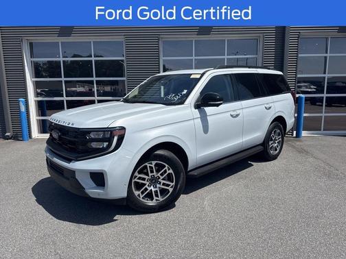 Silver Metallic 2025 Ford Expedition Active