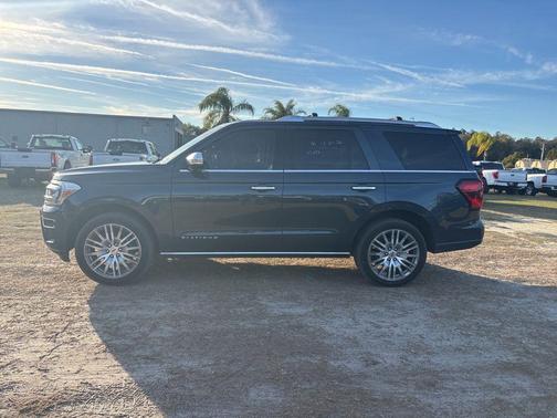 2023 Ford Expedition Platinum