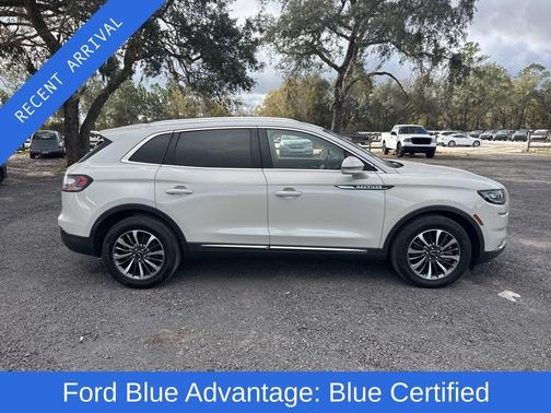 2022 Lincoln Nautilus Standard