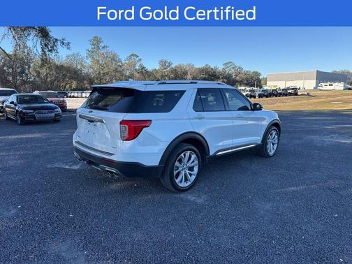 2024 Ford Explorer Platinum