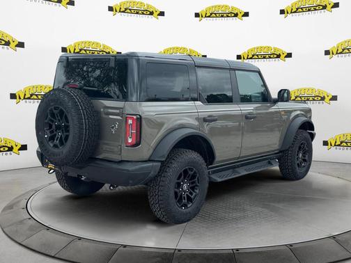 Gray 2026 Ford Bronco Badlands