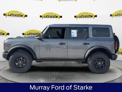 Carbonized Gray Metallic 2026 Ford Bronco Badlands