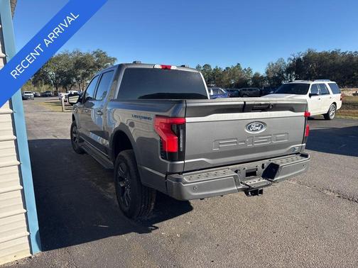 2025 Ford F-150 Lightning Flash