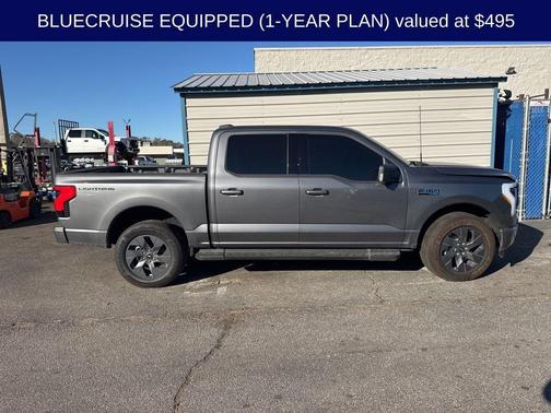 2025 Ford F-150 Lightning Flash